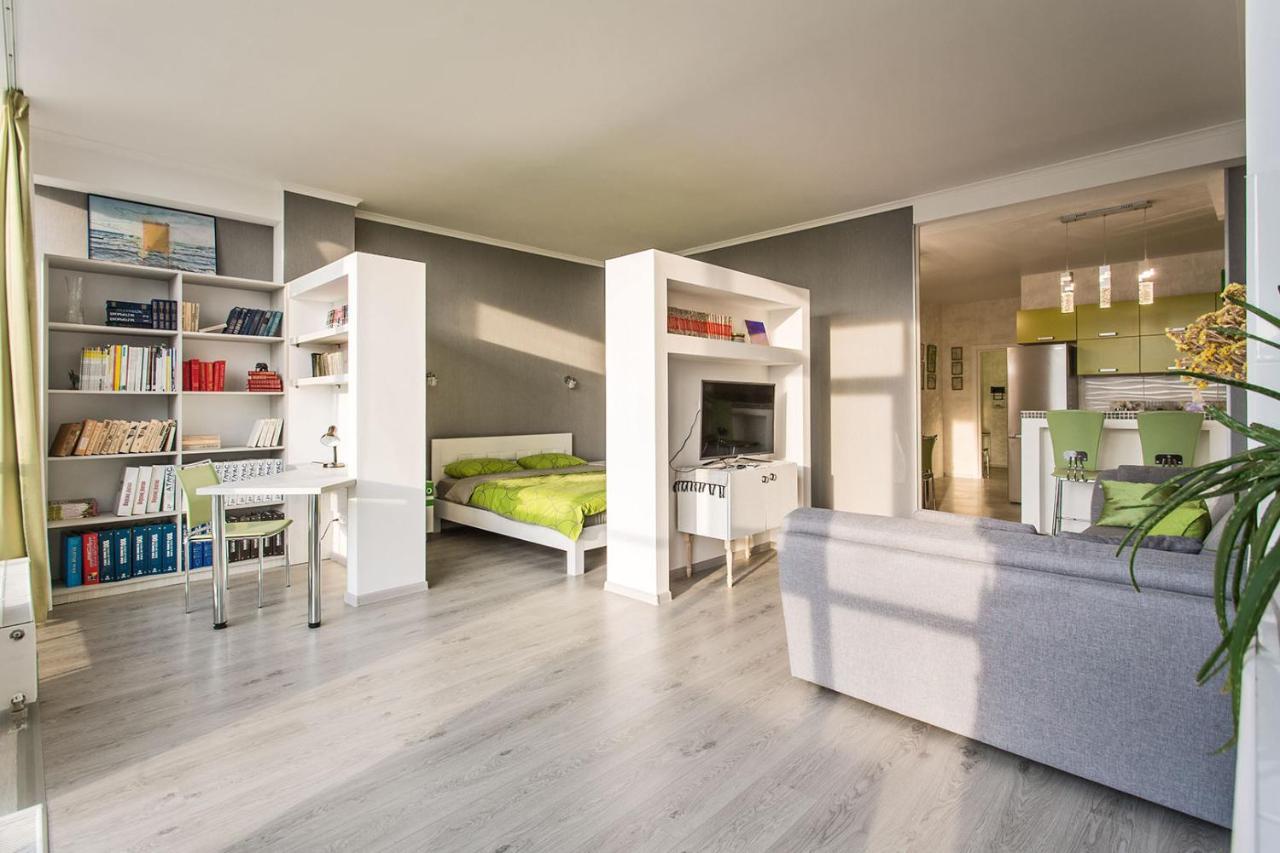 Gagarin Plaza Apartment 70 Square Metres On 12Th Floor Oděsa Exteriér fotografie