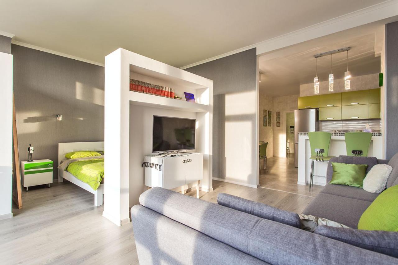 Gagarin Plaza Apartment 70 Square Metres On 12Th Floor Oděsa Exteriér fotografie